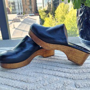 Alyssa Clog - Able - Black - size 10